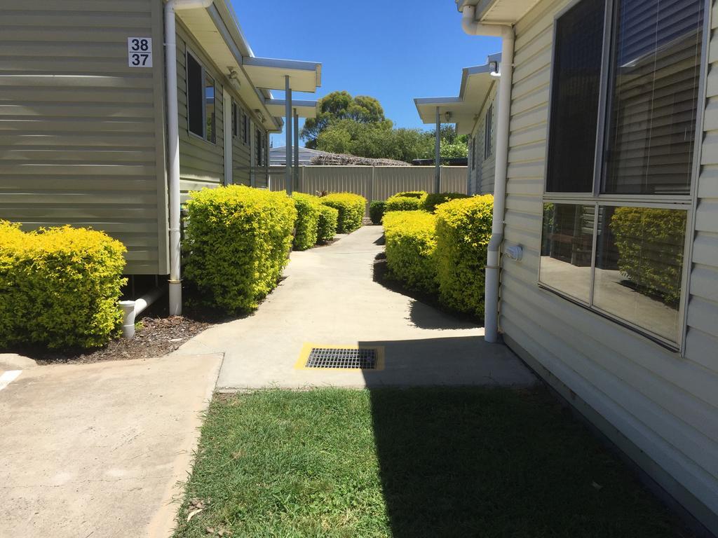 Springsure Overlander Motel Exteriér fotografie