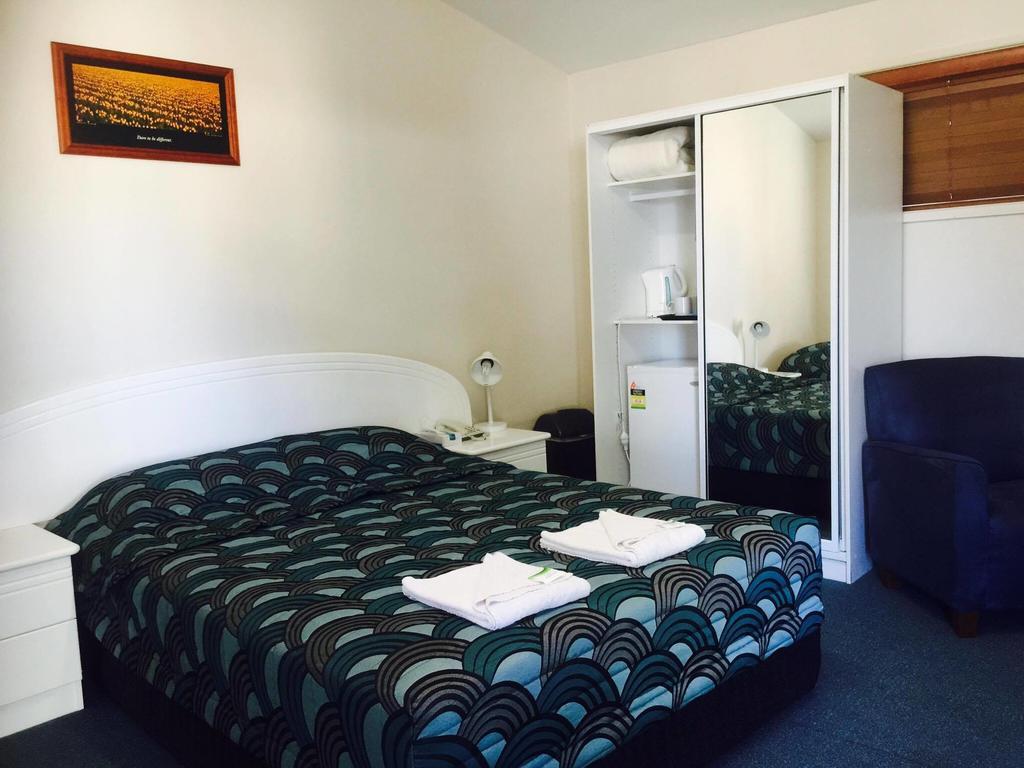 Springsure Overlander Motel Exteriér fotografie